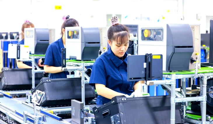 1. 7월의 마지막 날, 베트남 상반기 경제 성적표 빛과 그림자를 함께 읽는다.