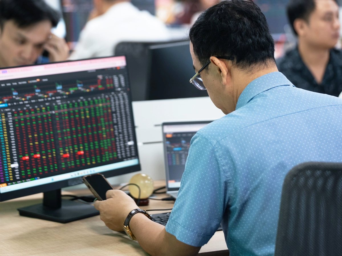 13억 달러가 들어오는 30개 종목 - FTSE 편입 종목 해부